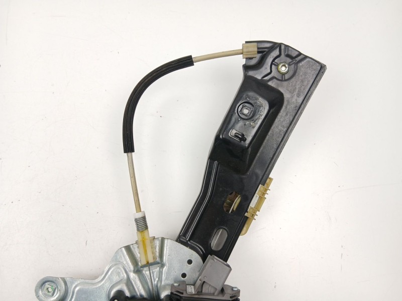 Recambio de elevalunas delantero derecho para opel insignia a (g09) 2.0 cdti (68) referencia OEM IAM 13302452  