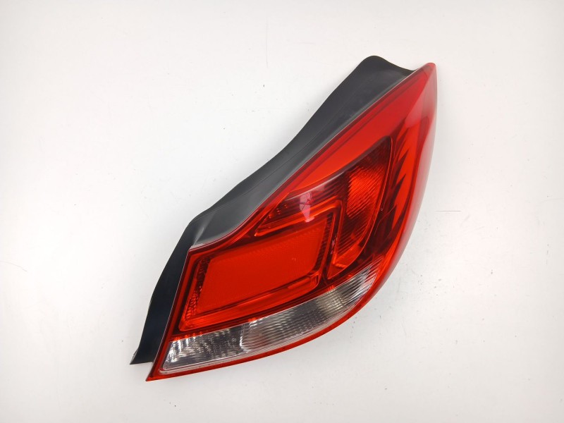 Recambio de piloto trasero derecho para opel insignia a (g09) 2.0 cdti (68) referencia OEM IAM 13279622  