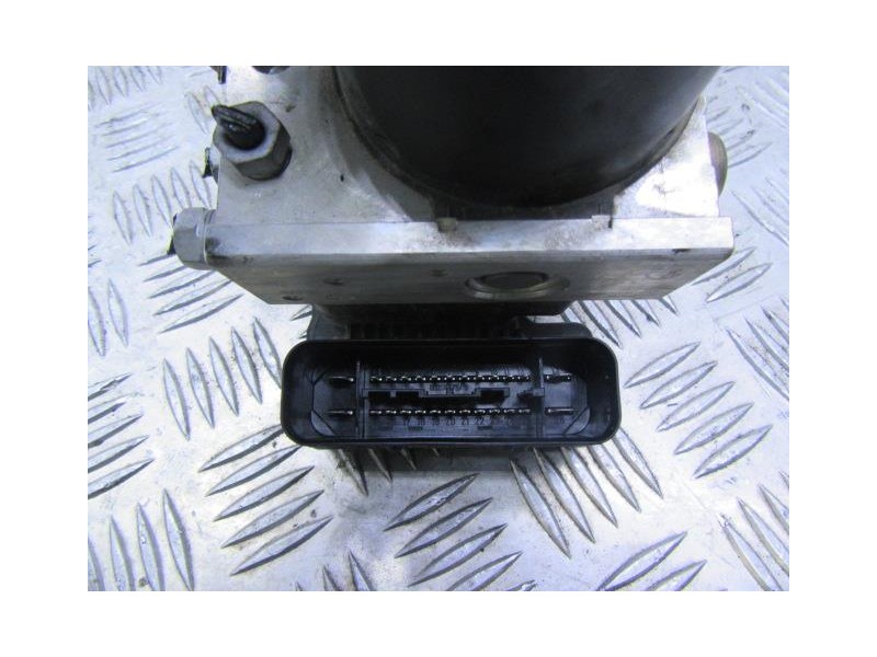 Recambio de abs : opel astra : 1.7 cdti (89,22cv) [2004] para opel astra 1.7 cdti referencia OEM IAM 13157575BE/00007969E0  