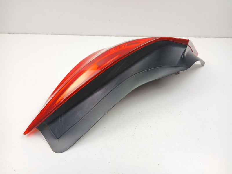 Recambio de piloto trasero derecho para opel insignia a (g09) 2.0 cdti (68) referencia OEM IAM 13279622  