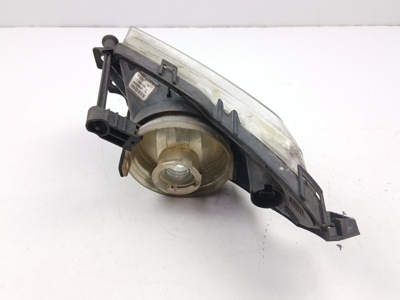 Recambio de antiniebla izquierdo para opel insignia a (g09) 2.0 cdti (68) referencia OEM IAM 13226828  