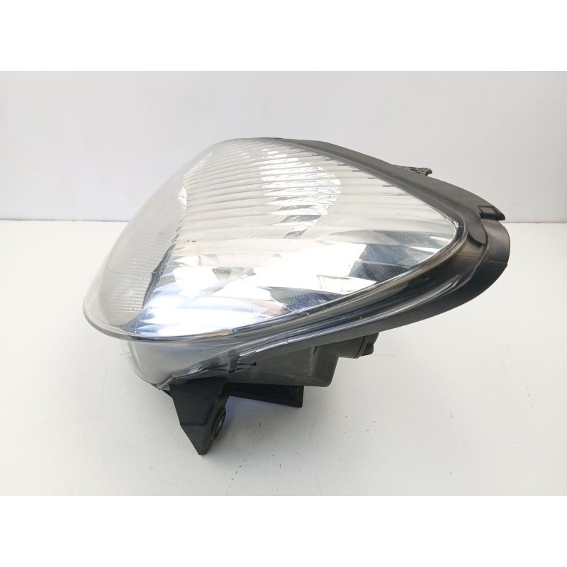 Recambio de faro izquierdo para citroën c5 2.2 hdi d-4hx- 133 cv) referencia OEM IAM 9639319980  