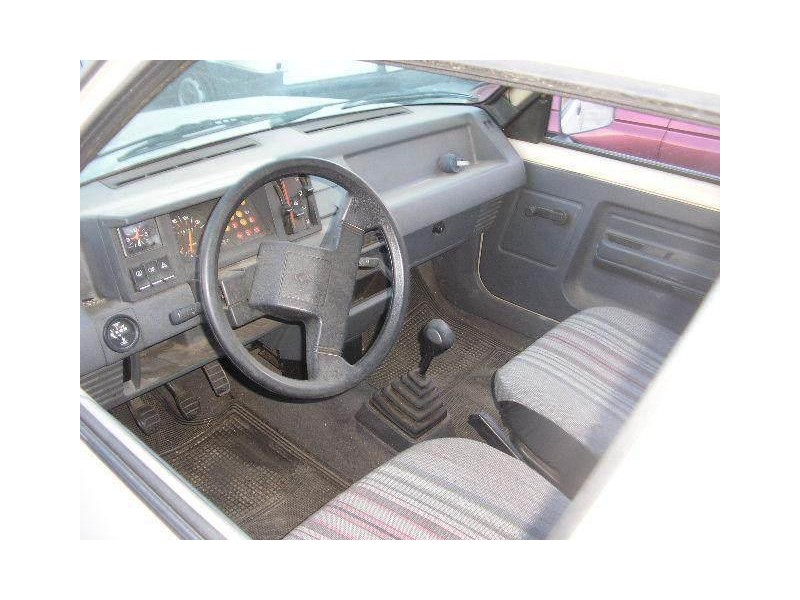 renault express del año 1986