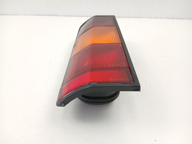 Recambio de piloto trasero izquierdo para renault express 1.6 f8m-diesel referencia OEM IAM 7701031915  