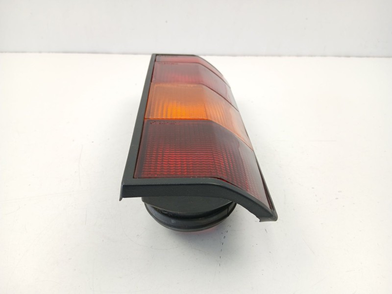 Recambio de piloto trasero izquierdo para renault express 1.6 f8m-diesel referencia OEM IAM 7701031915  