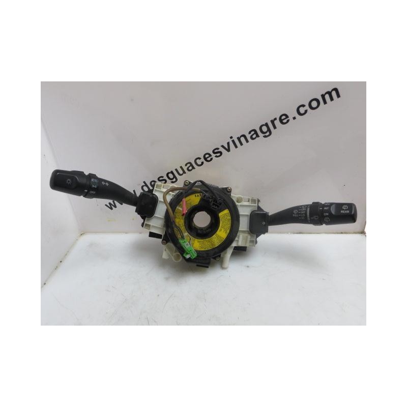 Recambio de mando luces y limpias : kia cerato : 2.0 td -d4ea (112,2cv) 5p [2005] para kia cerato 2.0 td -d4ea  5p referencia OE