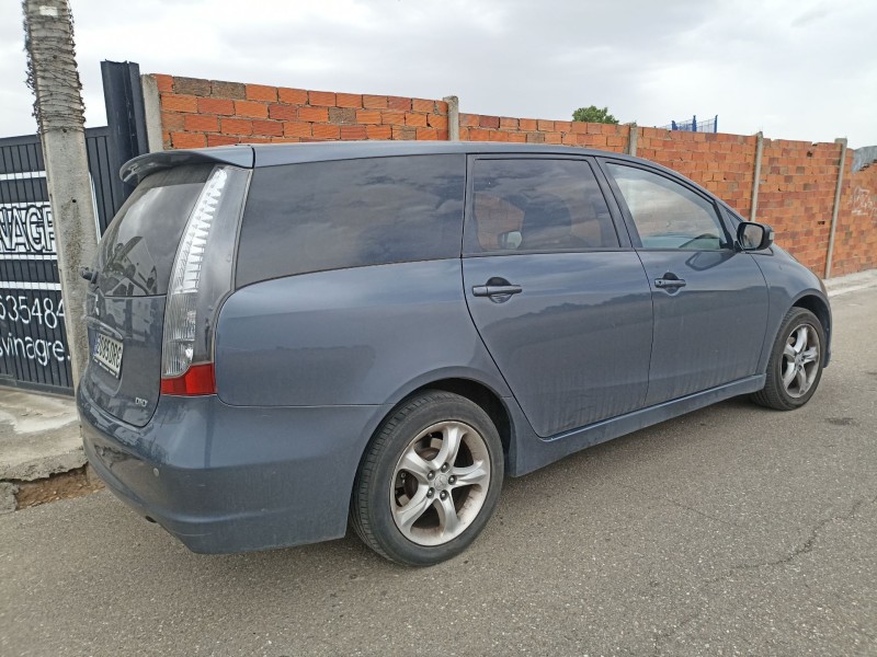 mitsubishi grandis (na_w) del año 2005