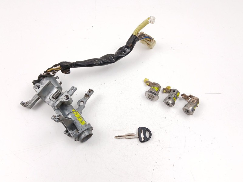 Recambio de conmutador de arranque para suzuki santana 300/350 2.0 tdi 4x4 referencia OEM IAM 3710677840  