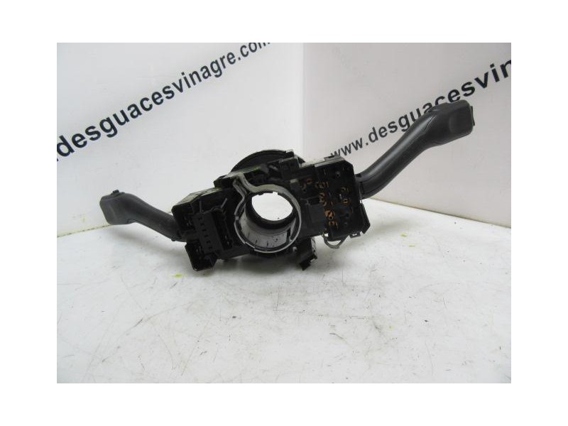 Recambio de mando luces y limpias : volkswagen new beetle : 2.0 g (115,57cv) 3p [2000] para volkswagen new beetle 2.0 g referenc