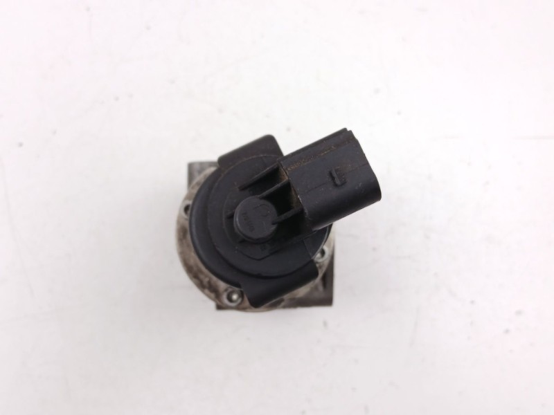 Recambio de valvula egr para opel zafira / zafira family b (a05) 1.9 cdti (m75) referencia OEM IAM 5521503  