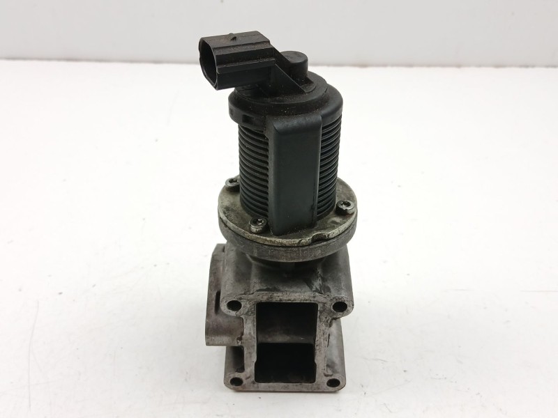 Recambio de valvula egr para opel zafira / zafira family b (a05) 1.9 cdti (m75) referencia OEM IAM 5521503  