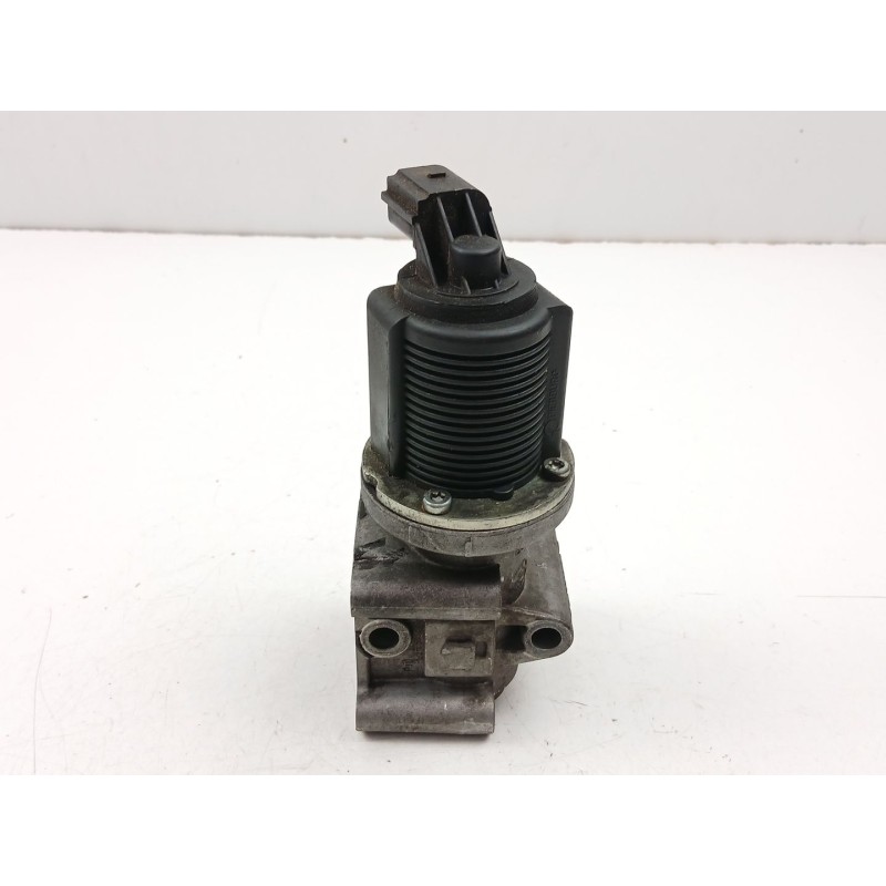 Recambio de valvula egr para opel zafira / zafira family b (a05) 1.9 cdti (m75) referencia OEM IAM 5521503  