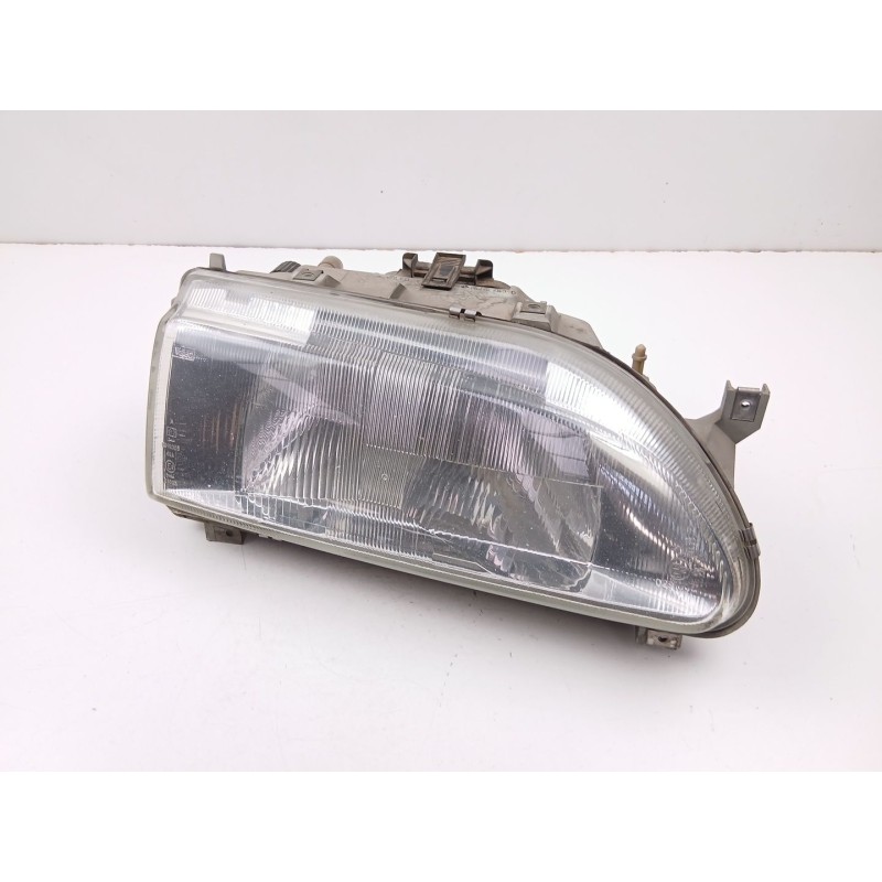Recambio de faro derecho para renault 19 i chamade (l53_) 1.9 d (l534, l53j) referencia OEM IAM 7701036028  