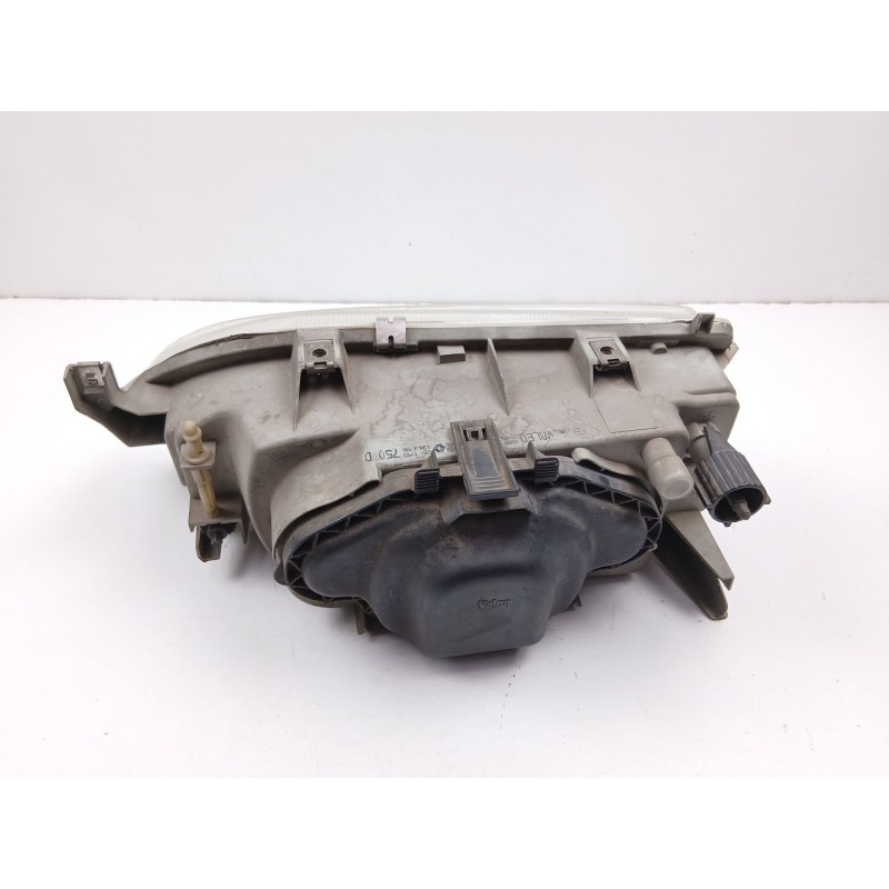 Recambio de faro derecho para renault 19 i chamade (l53_) 1.9 d (l534, l53j) referencia OEM IAM 7701036028  