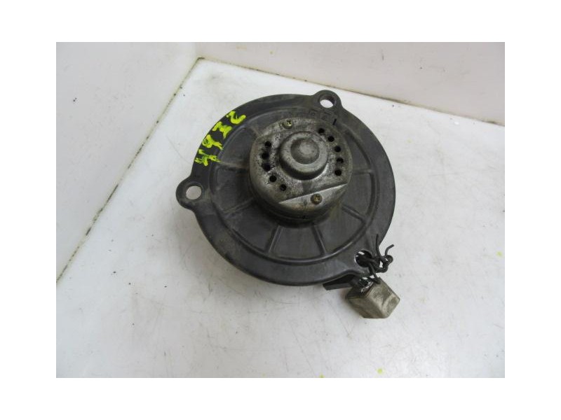 Recambio de motor calefaccion : mitsubishi l300 : 2.5 d [1990] para mitsubishi l300 2.5 d referencia OEM IAM CONRESISTENCIA  