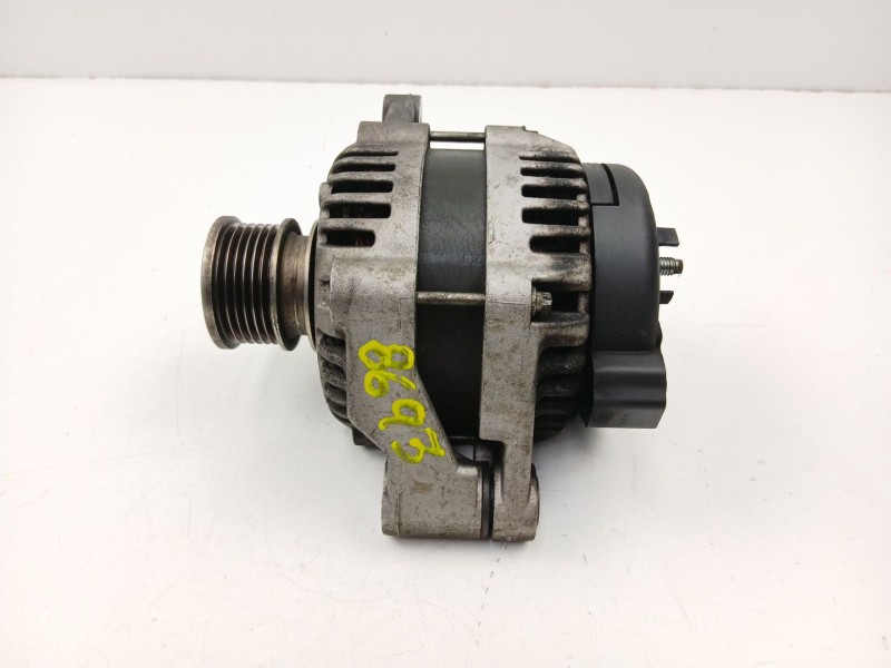 Recambio de alternador para opel insignia a (g09) 2.0 cdti (68) referencia OEM IAM 13502583  