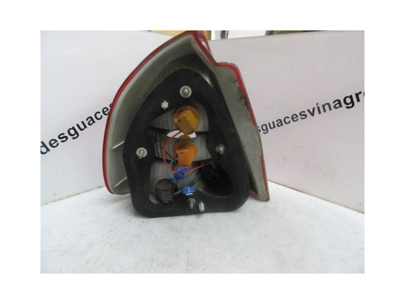 Recambio de piloto trasero dch. : mitsubishi carisma : 1.8 g -6-4693 16v (125cv) 5p [2000] para mitsubishi carisma 1.8 g -6-4693