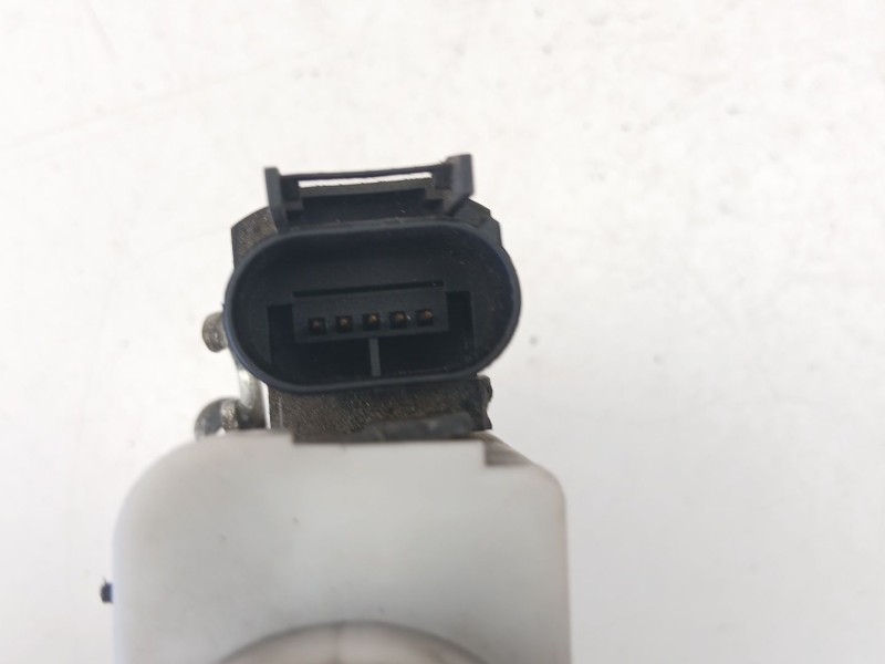 Recambio de cerradura puerta delantera derecha para audi a4 b5 (8d2) 1.9 tdi referencia OEM IAM 8D1837016B  