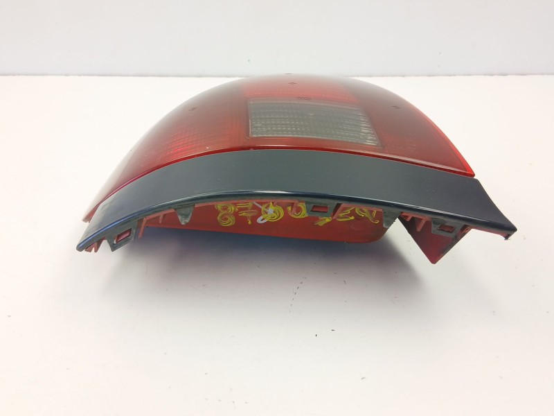 Recambio de piloto trasero izquierdo para audi a4 b5 (8d2) 1.9 tdi referencia OEM IAM 8D0945111A  