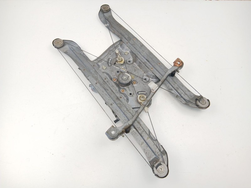 Recambio de elevalunas delantero izquierdo para mitsubishi grandis (na_w) 2.0 di-d (na8w) referencia OEM IAM MR959657  