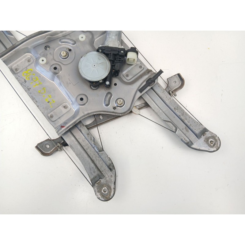 Recambio de elevalunas delantero izquierdo para mitsubishi grandis (na_w) 2.0 di-d (na8w) referencia OEM IAM MR959657  