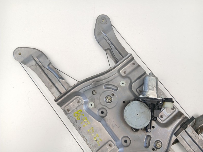 Recambio de elevalunas delantero izquierdo para mitsubishi grandis (na_w) 2.0 di-d (na8w) referencia OEM IAM MR959657  