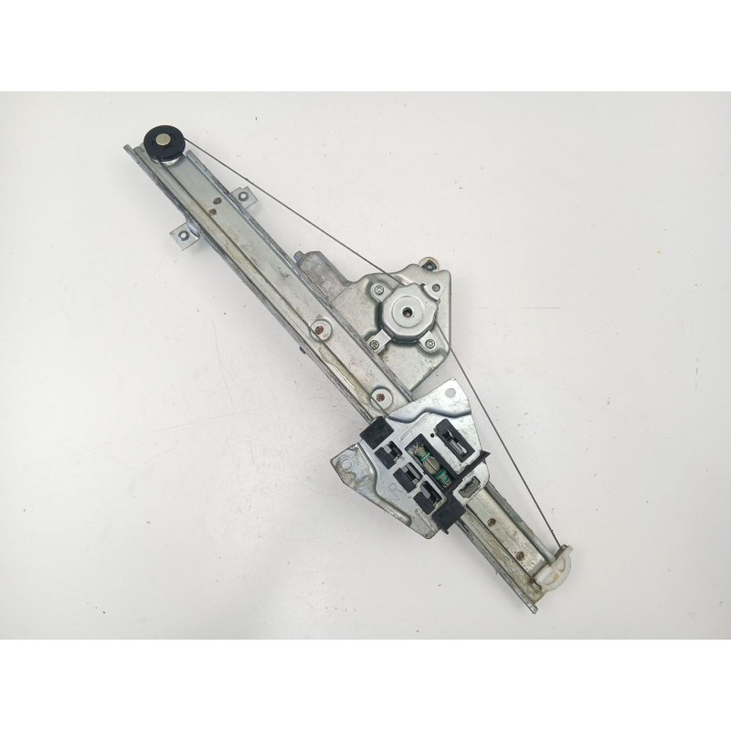 Recambio de elevalunas trasero derecho para mitsubishi grandis (na_w) 2.0 di-d (na8w) referencia OEM IAM MR959660  