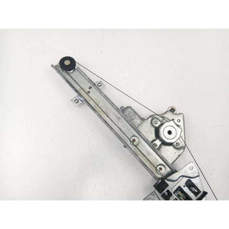 Recambio de elevalunas trasero derecho para mitsubishi grandis (na_w) 2.0 di-d (na8w) referencia OEM IAM MR959660  