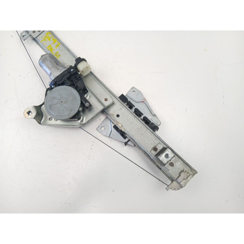 Recambio de elevalunas trasero derecho para mitsubishi grandis (na_w) 2.0 di-d (na8w) referencia OEM IAM MR959660  