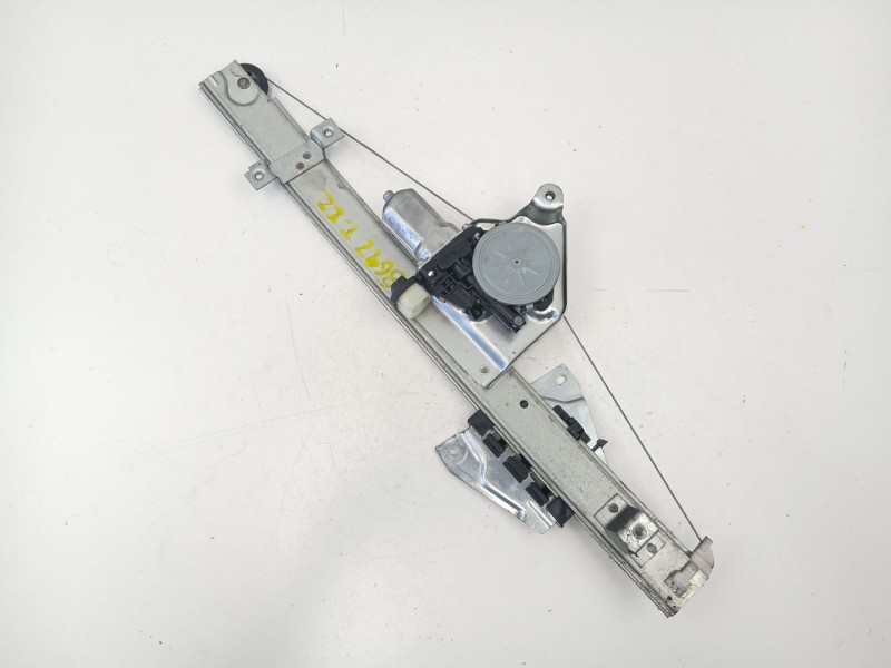 Recambio de elevalunas trasero izquierdo para mitsubishi grandis (na_w) 2.0 di-d (na8w) referencia OEM IAM MR959659  