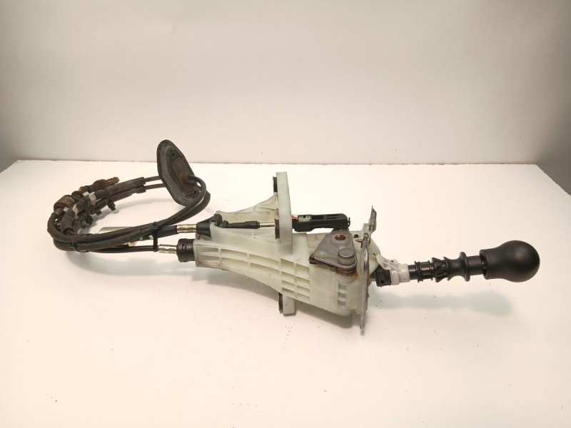 Recambio de palanca cambio manual para mitsubishi grandis (na_w) 2.0 di-d (na8w) referencia OEM IAM 2450A001  