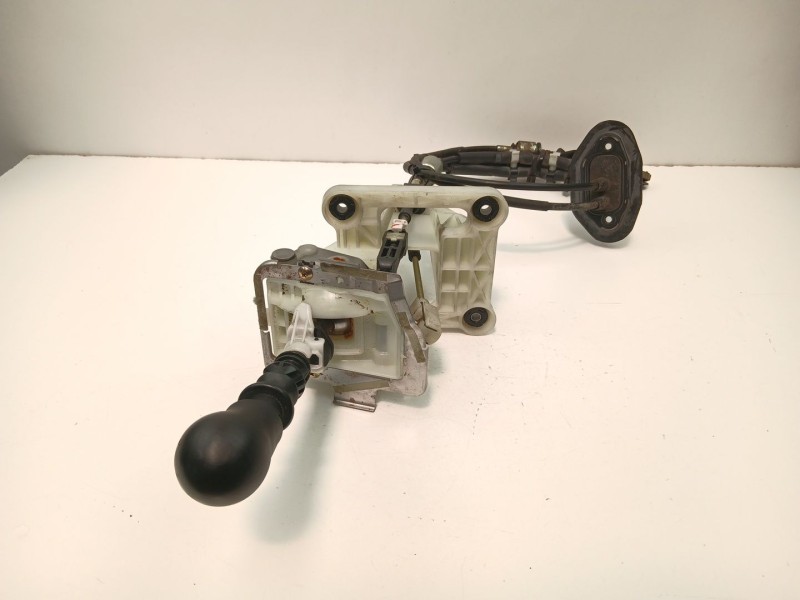 Recambio de palanca cambio manual para mitsubishi grandis (na_w) 2.0 di-d (na8w) referencia OEM IAM 2450A001  