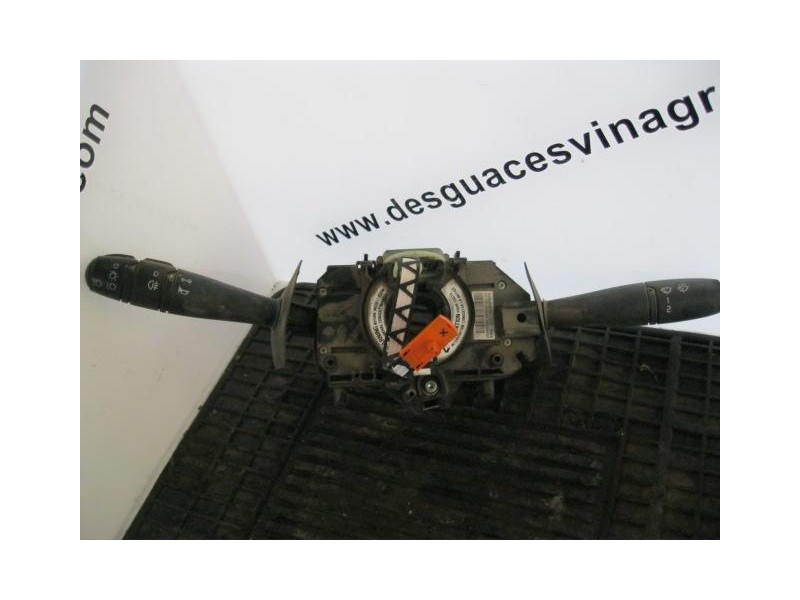 Recambio de mando luces y limpias : renault master : 2.8 td 5p [2001] para renault master 2.8 td  5p referencia OEM IAM 54034997