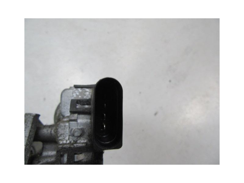 Recambio de motor limpia delantero : audi a3 : 1.9 tdi -asz (130,56cv) 3p [2001] para audi a3 1.9 tdi -asz referencia OEM IAM   