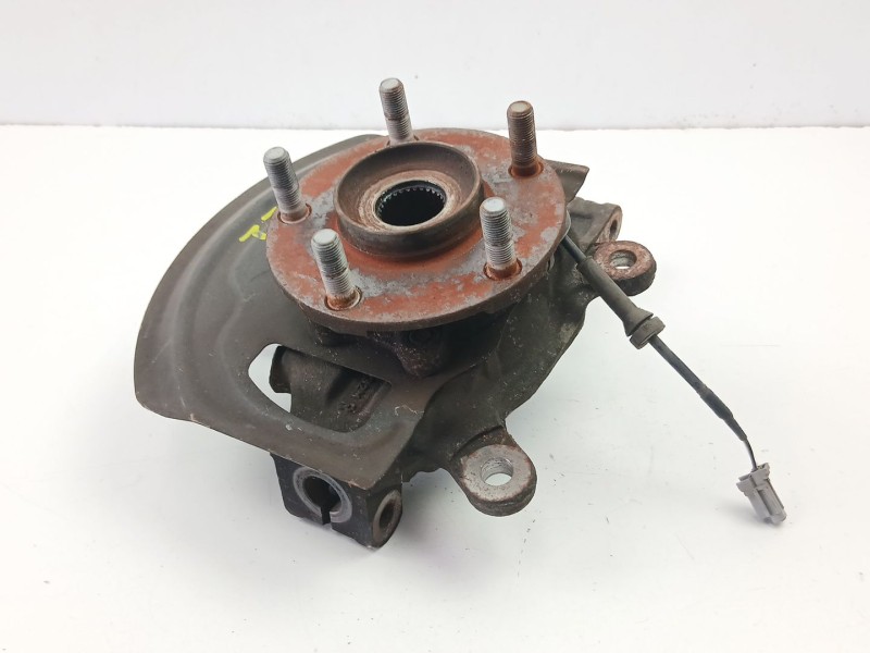 Recambio de mangueta delantera derecha para renault koleos privilege referencia OEM IAM 40014JY00A  