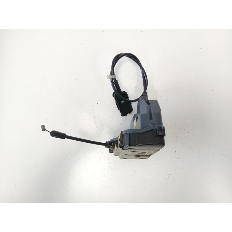 Recambio de cerradura puerta trasera izquierda para renault espace 3.0 dci automatica (176,75 cv) referencia OEM IAM 8200017958 