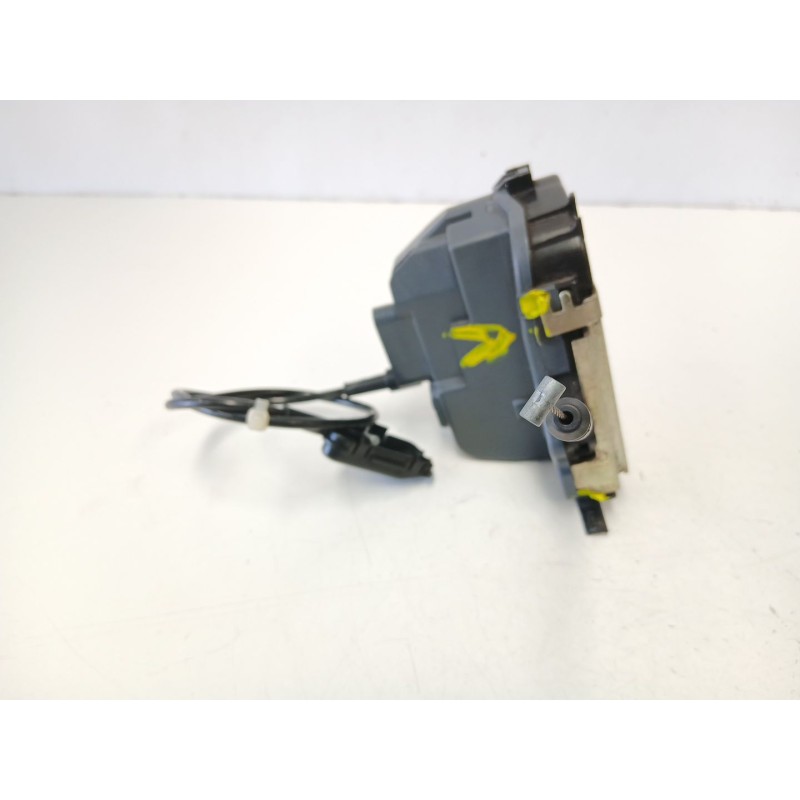 Recambio de cerradura puerta trasera izquierda para renault espace 3.0 dci automatica (176,75 cv) referencia OEM IAM 8200017958 