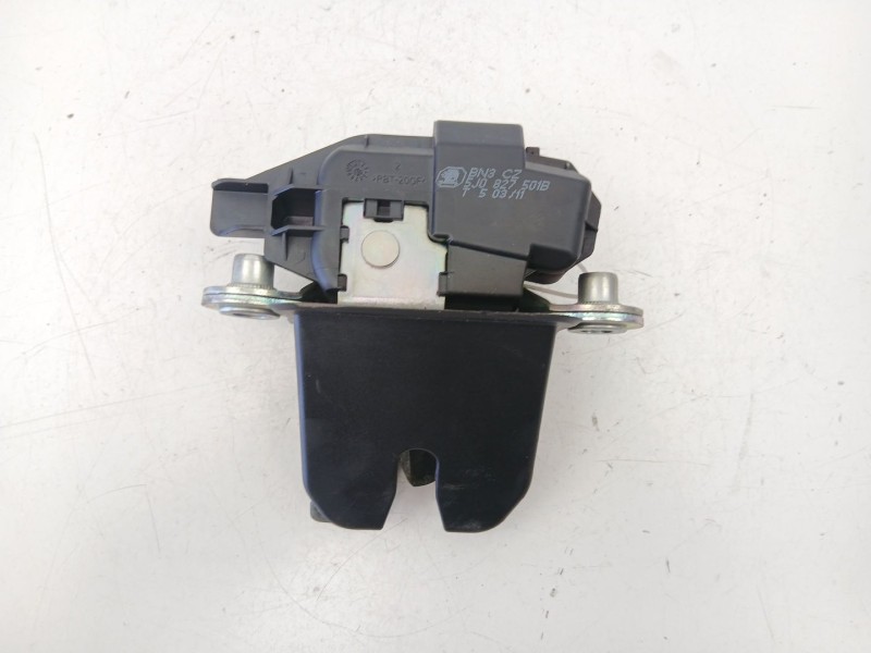 Recambio de cerradura maletero porton para skoda fabia ii (542) 1.6 tdi referencia OEM IAM 5J0827501B  