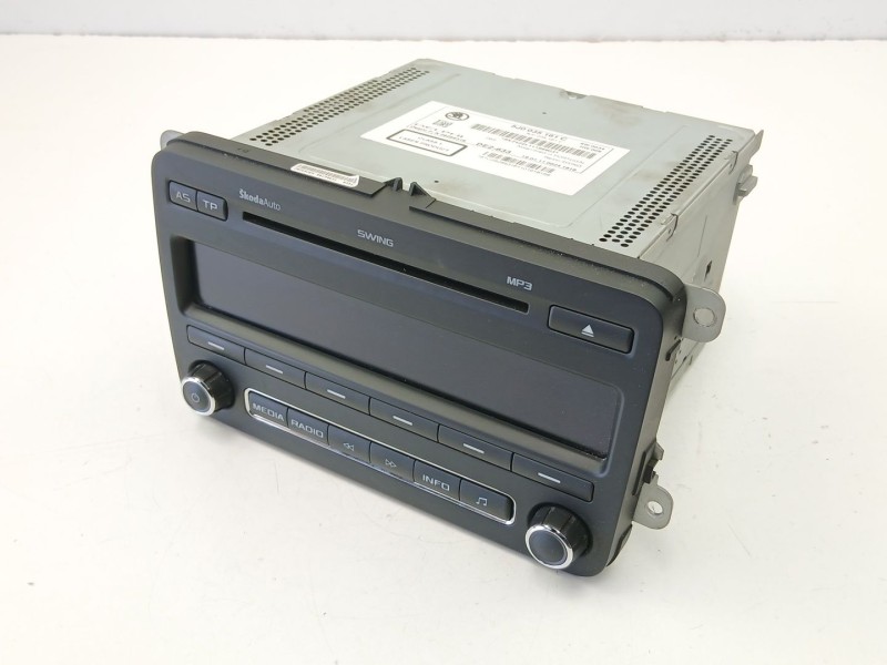 Recambio de radio cd/mp3 para skoda fabia ii (542) 1.6 tdi referencia OEM IAM 5J0035161C  