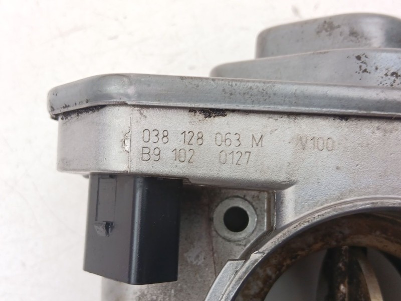 Recambio de caja mariposa para mitsubishi grandis (na_w) 2.0 di-d (na8w) referencia OEM IAM 038128063M  