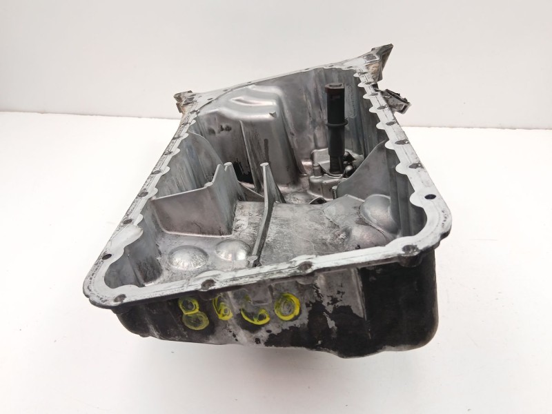 Recambio de carter aceite para mercedes-benz clase c (w203) c 220 cdi (203.006) referencia OEM IAM A6460141402  