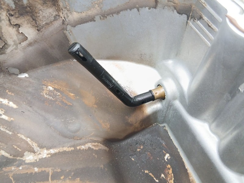 Recambio de carter aceite para citroën c8 van (ea_, eb_) 2.0 (ebrfjc) referencia OEM IAM 9651421380  