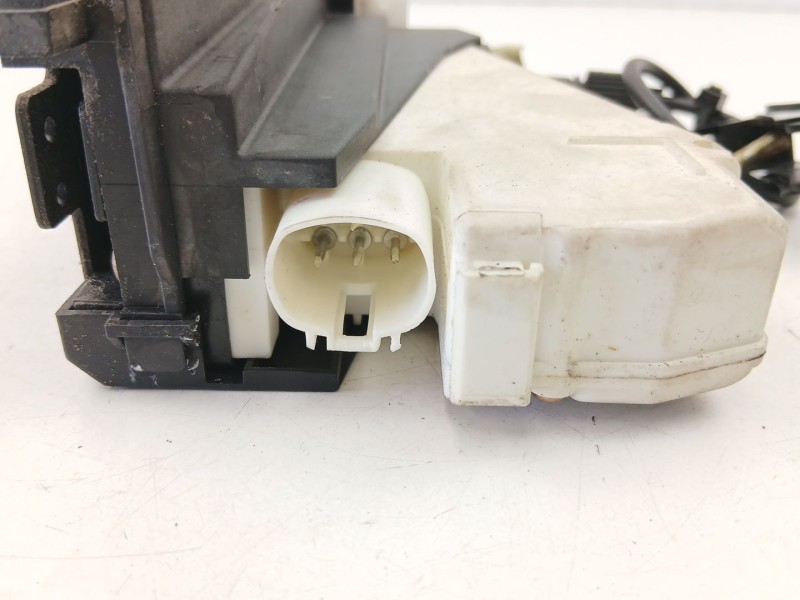 Recambio de cerradura puerta delantera derecha para ford galaxy i (wgr) 1.9 tdi referencia OEM IAM 6M21A21812AA  