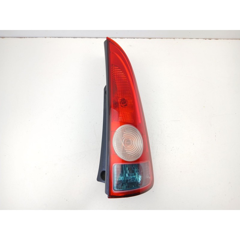 Recambio de piloto trasero derecho para renault espace iv (jk0/1_) 1.9 dci (jk0u) referencia OEM IAM 8200027152  