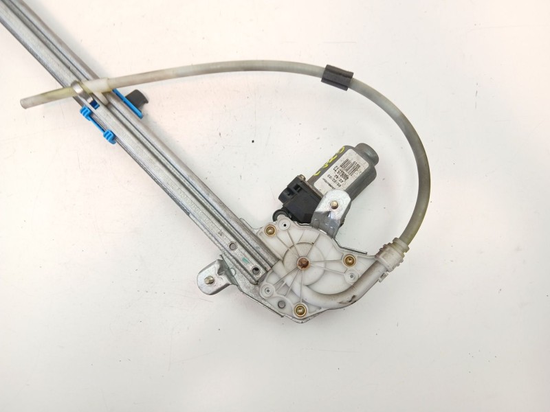 Recambio de elevalunas trasero izquierdo para renault espace iv (jk0/1_) 1.9 dci (jk0u) referencia OEM IAM 8200017909  