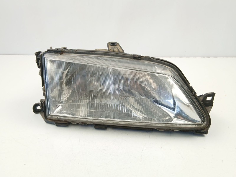 Recambio de faro derecho para peugeot 306 hatchback (7a, 7c, n3, n5) 1.9 d referencia OEM IAM 6205K5  