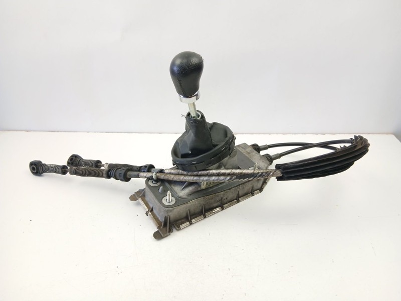 Recambio de palanca cambio manual para skoda fabia ii (542) 1.6 tdi referencia OEM IAM 6Q0711049J  