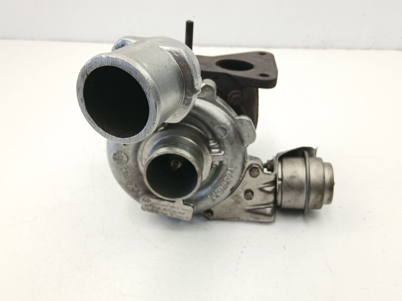 Recambio de turbo para renault espace iv (jk0/1_) 1.9 dci (jk0u) referencia OEM IAM 8200381645 GT1749V 