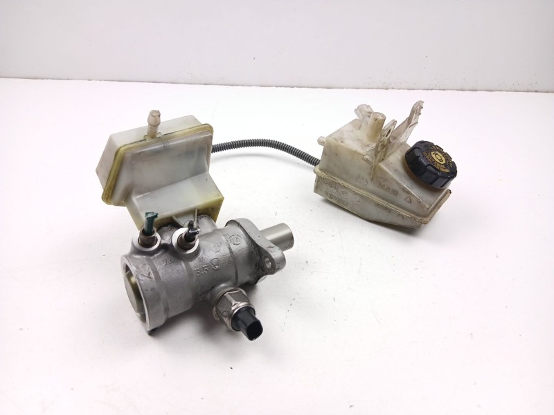 Recambio de bomba de freno para renault espace iv (jk0/1_) 1.9 dci (jk0u) referencia OEM IAM 7701206914  