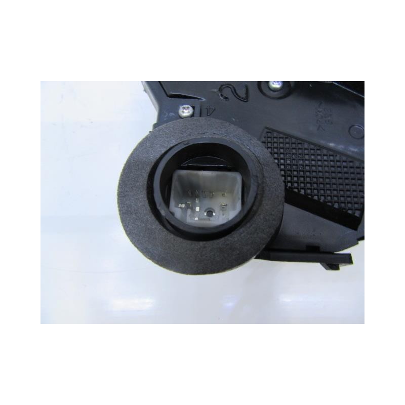 Recambio de cerradura pta. del. dch. : toyota yaris : 1.3 g (101cv) 6v [2010] para toyota yaris 1.3 g 6v referencia OEM IAM   